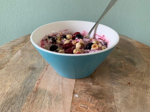 Ontbijten met overnight oats (havermout)