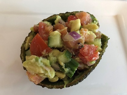 Gevulde avocado’s met gerookte zalmsnippers